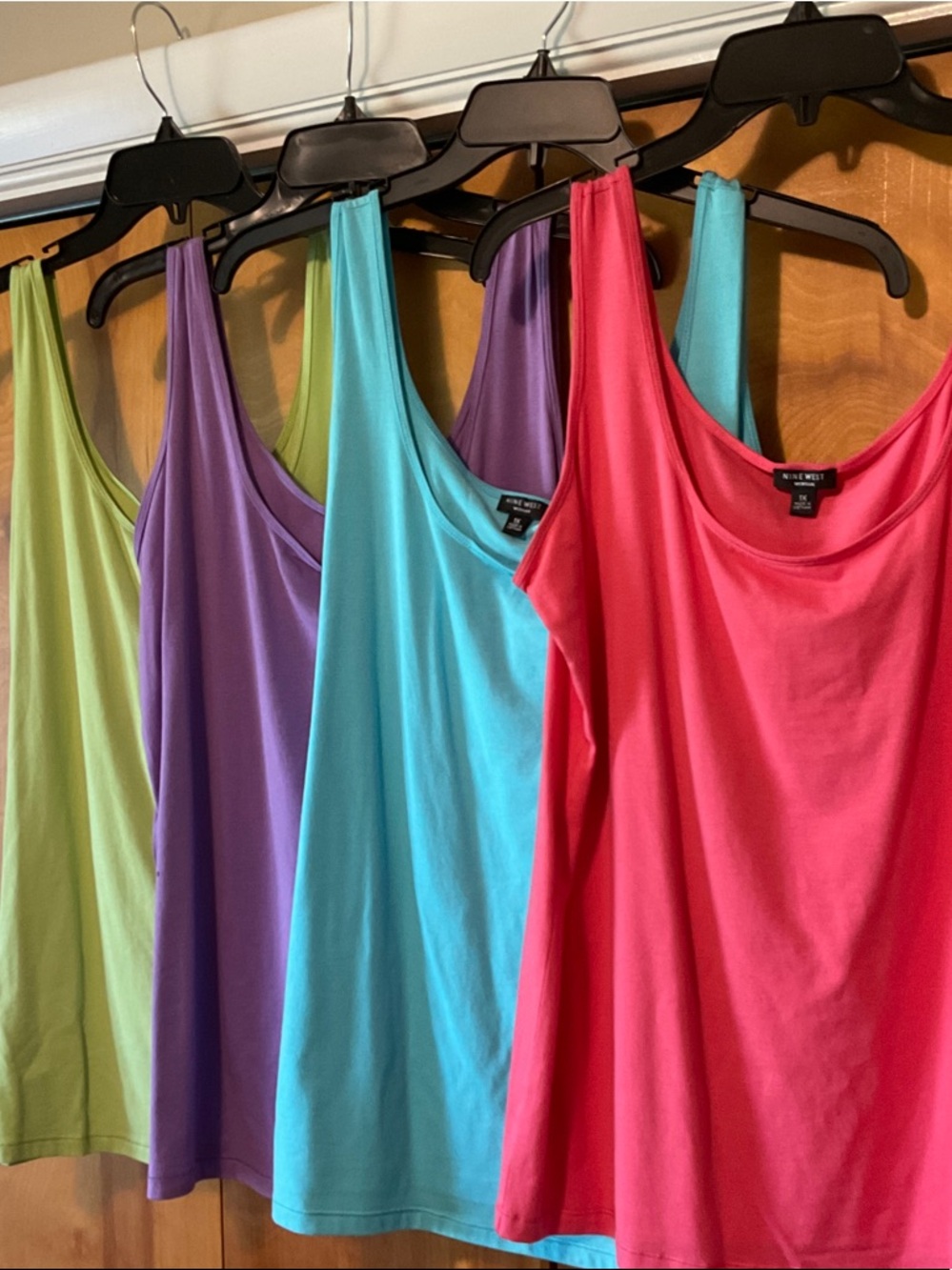 Set of 4 NINE WEST WOMAN Tank Tops - 3 NWT / 1 NWOT Size 1x